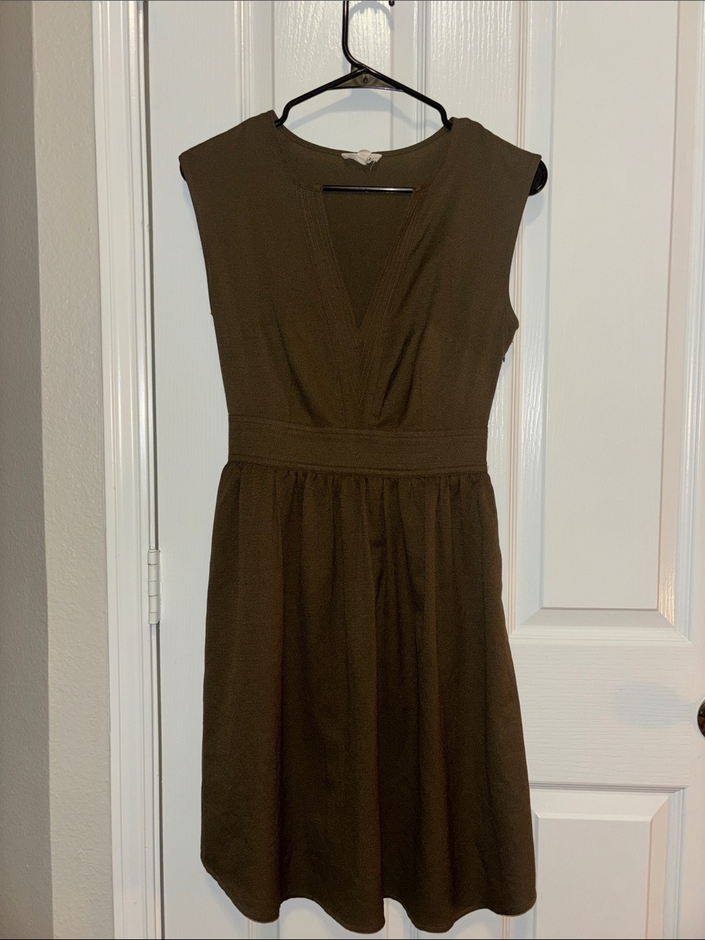 Classic Sleeveless Olive Green Fit-and-Flare Dress